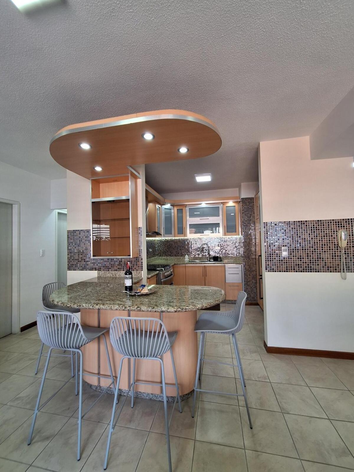 Apartament Lujo,ubicacion,espacioso & Hermoso Apto En Los2caminos-boleita *